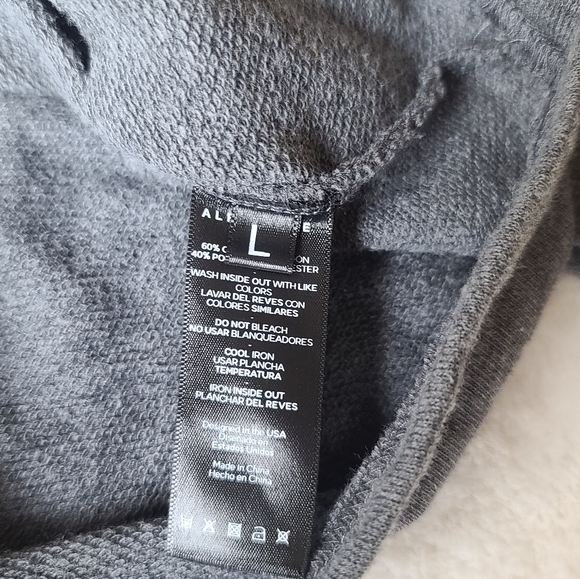 Alphalete Distressed Long Sleeve Crop Top Crewneck - Picture 14 of 14